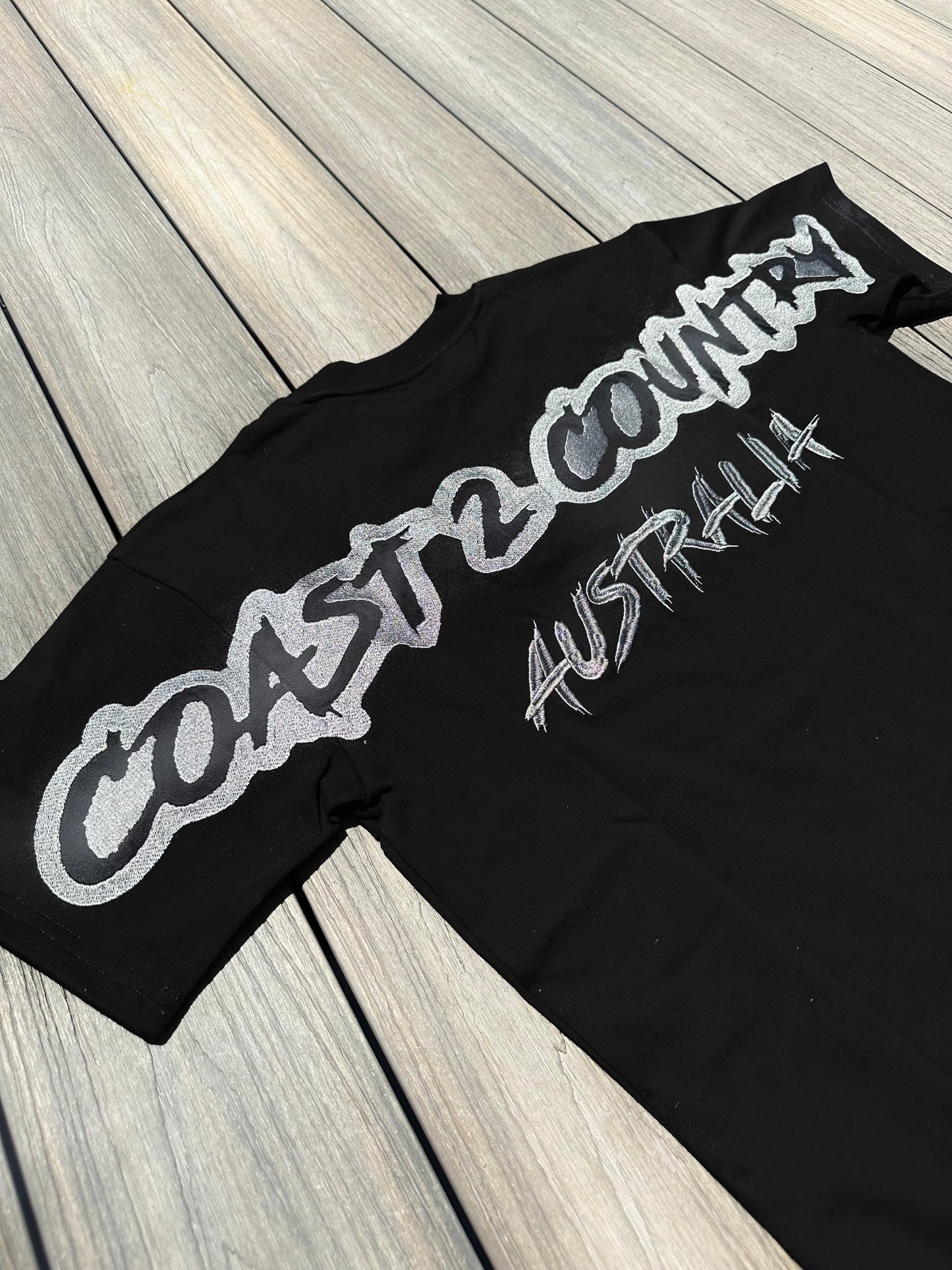 08 CORE EMBROIDERY tee